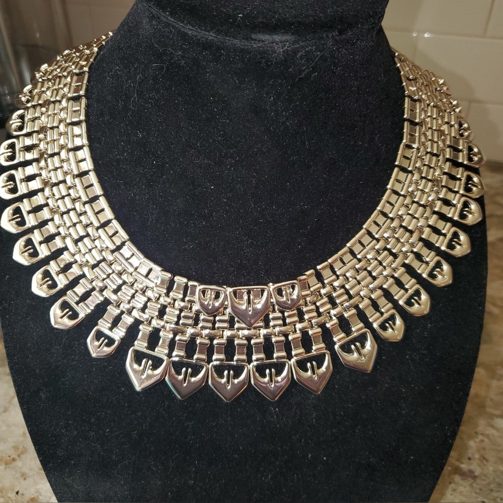Stella & Dot Fatima Statement Necklace